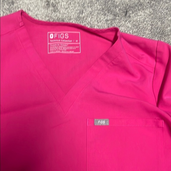 Figs Pink Scrub Set - Picture 2 of 4